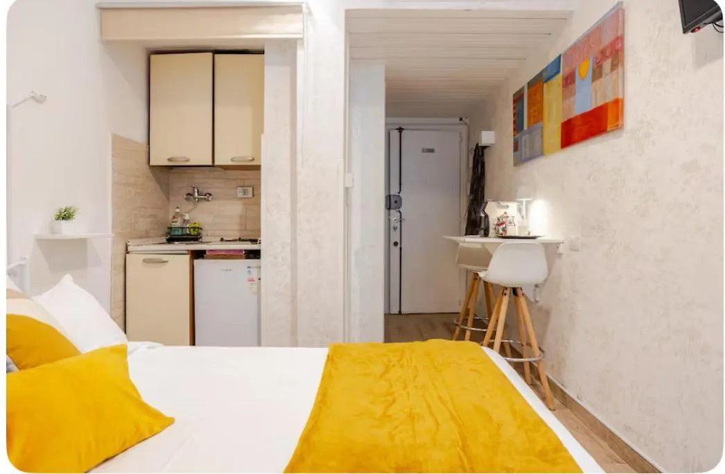 Minisuite A Borgo Pio Rome Apartment
